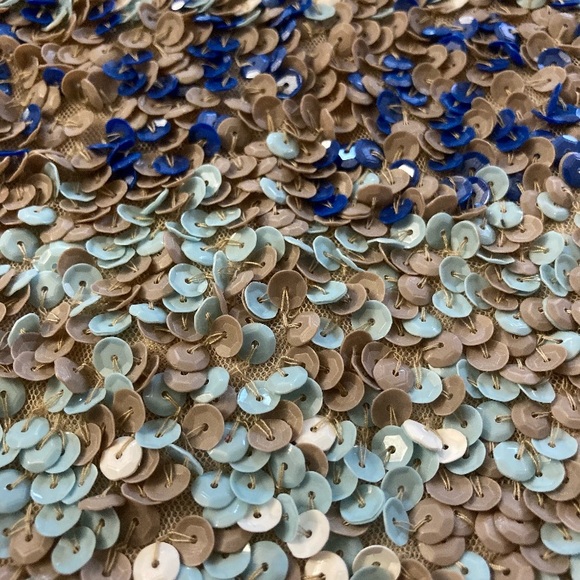 💗💗💗Peek Sequin Dress - Picture 3 of 5